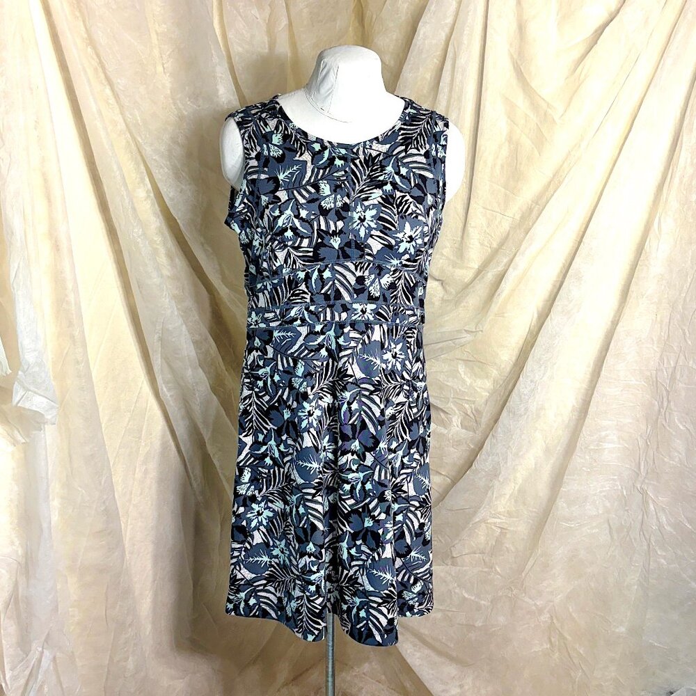 Title Nine Fit and Flare Sleeveless Dress, grey, turquoise, green size Large